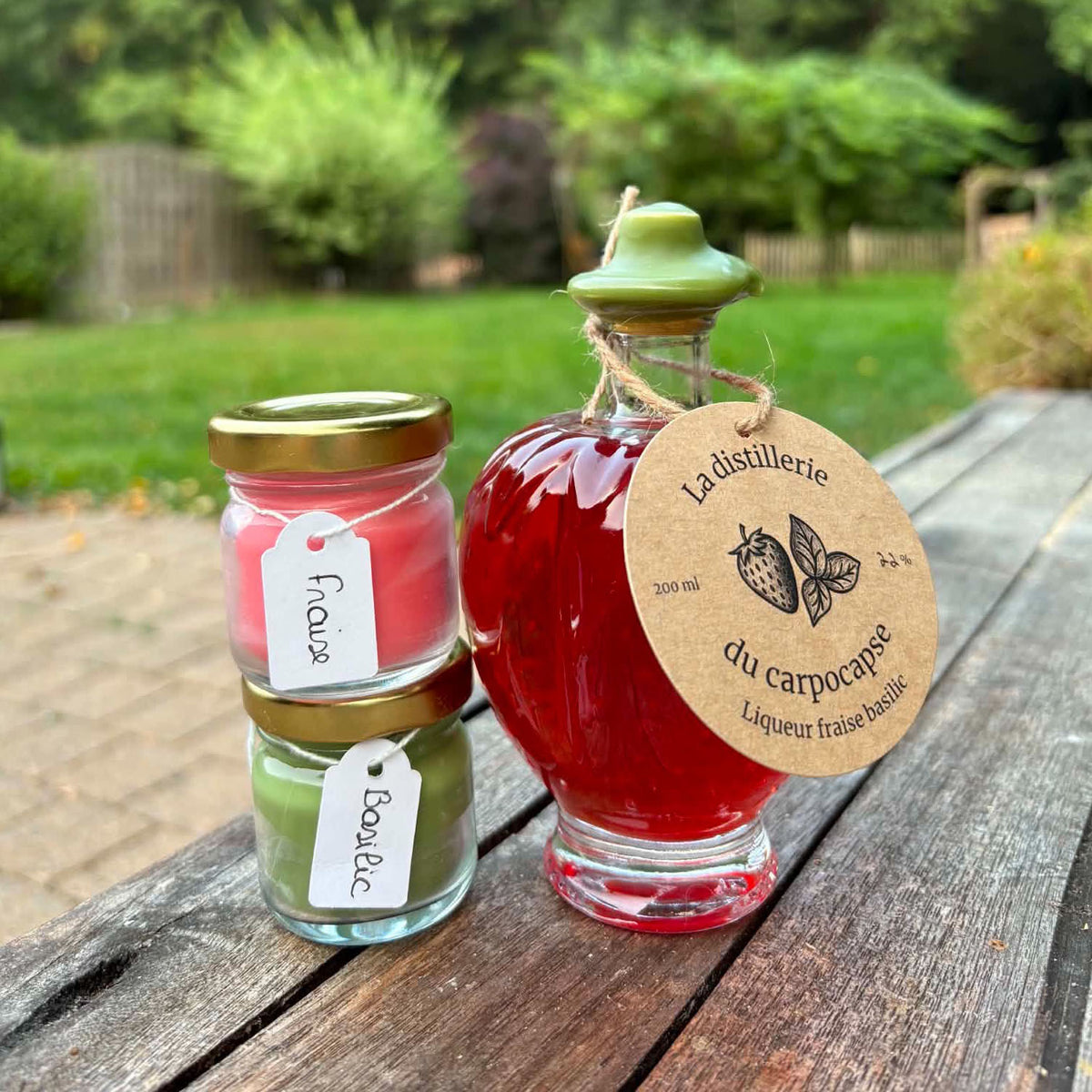Coffret cadeau avec liqueur fraise basilic et bougies (Belgique)